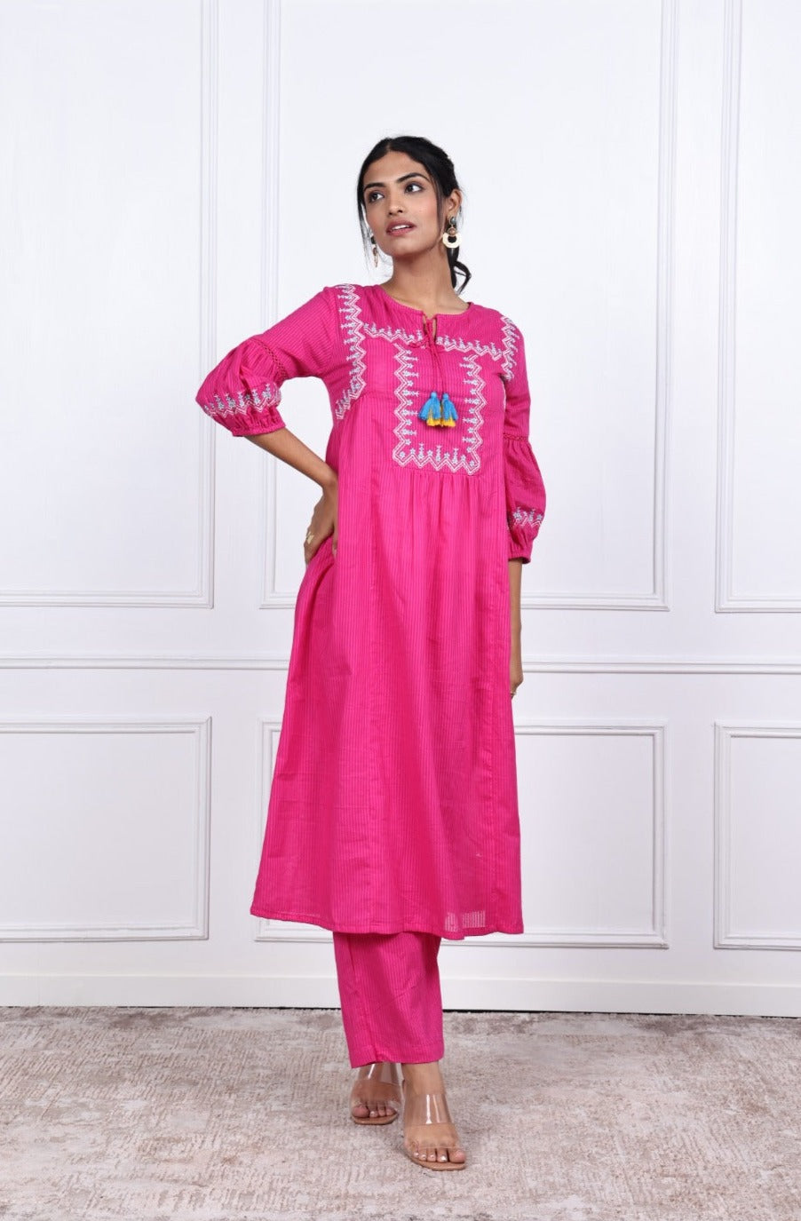 Soro Rani Embroidery Cotton Kurta Pant Set