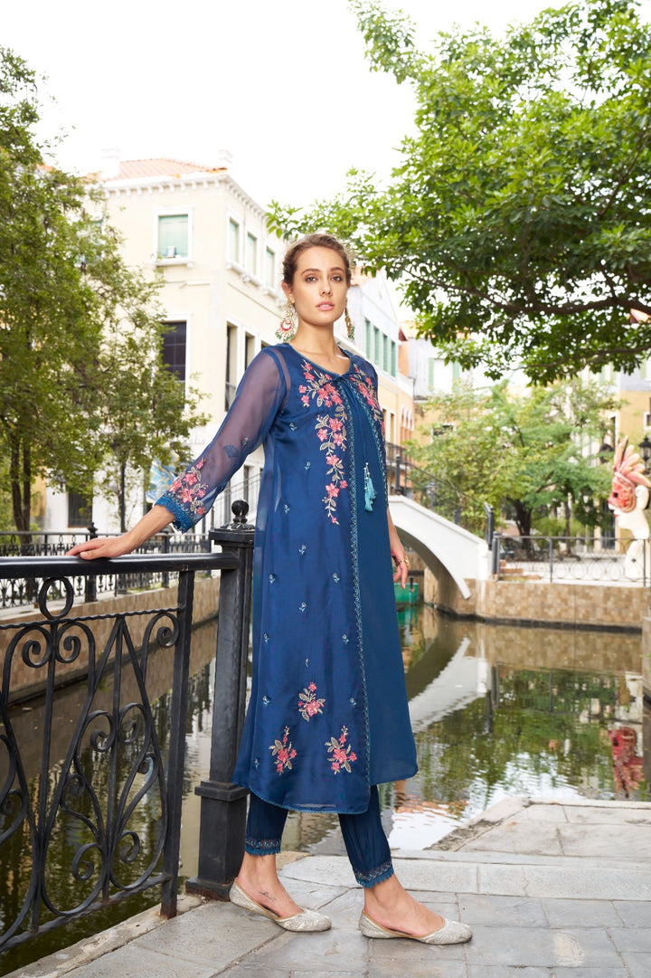 SIREESHA AZURE EMBROIDERY DESIGNER ORGANZA JACKET SET