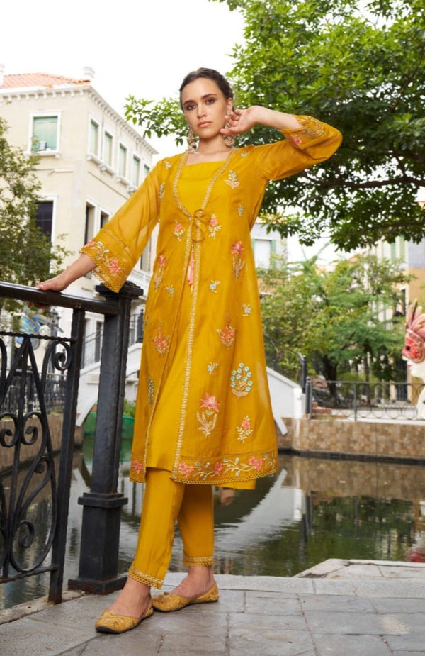 SIREESHA GOLD EMBROIDERY DESIGNER ORGANZA JACKET SET