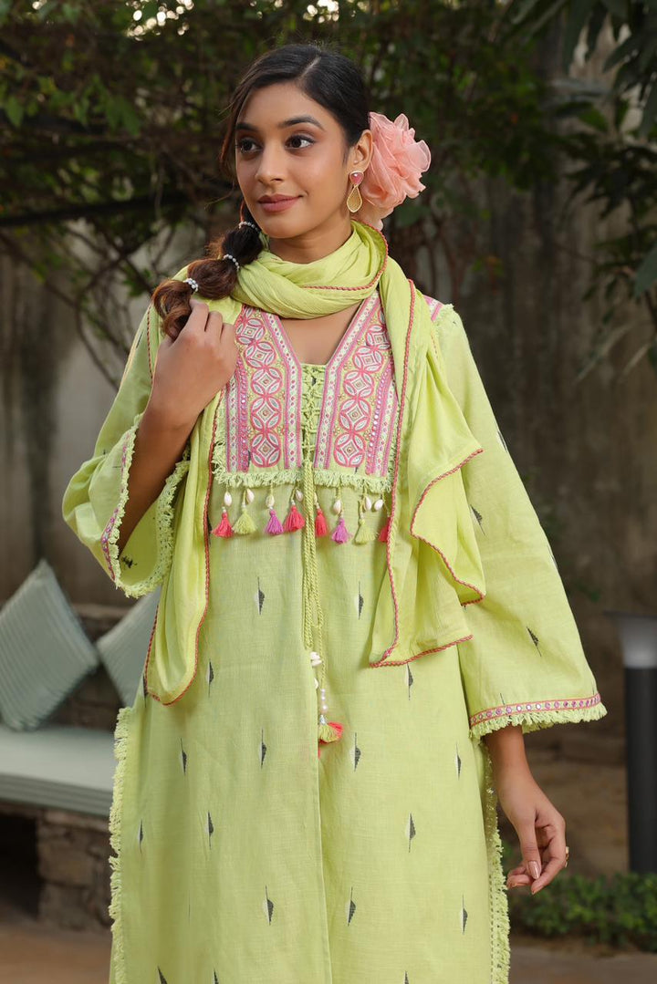 SURUCHI GREEN COTTON SUIT SET