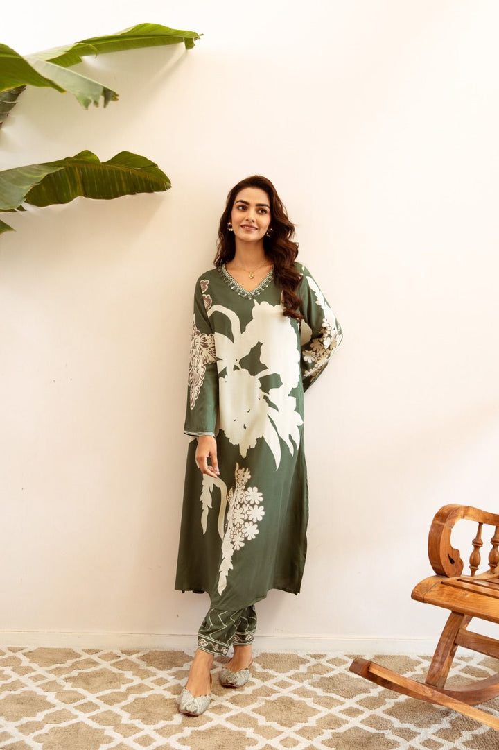 Sargun Fern Kurta Pant Set