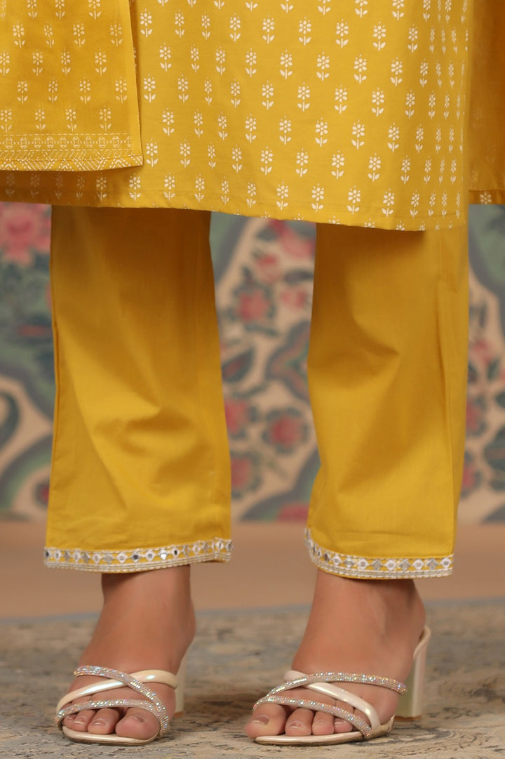 Radhya Sunshine Cotton Suit Set