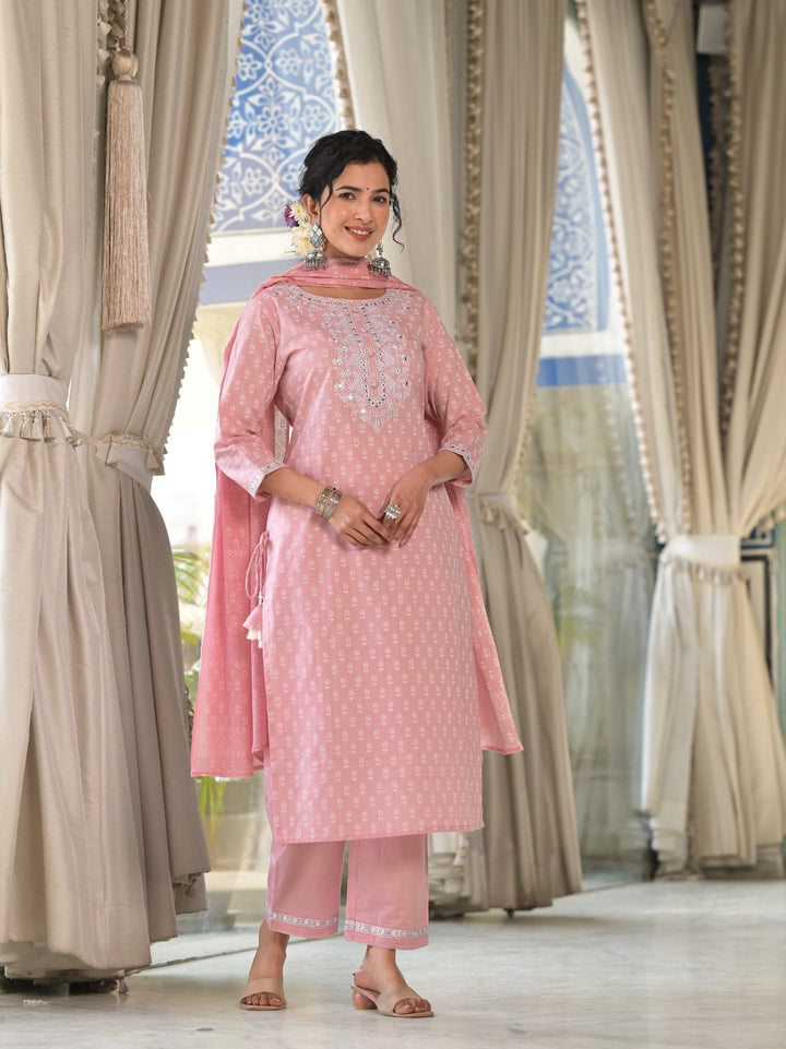 Radhya apricot Cotton Suit Set