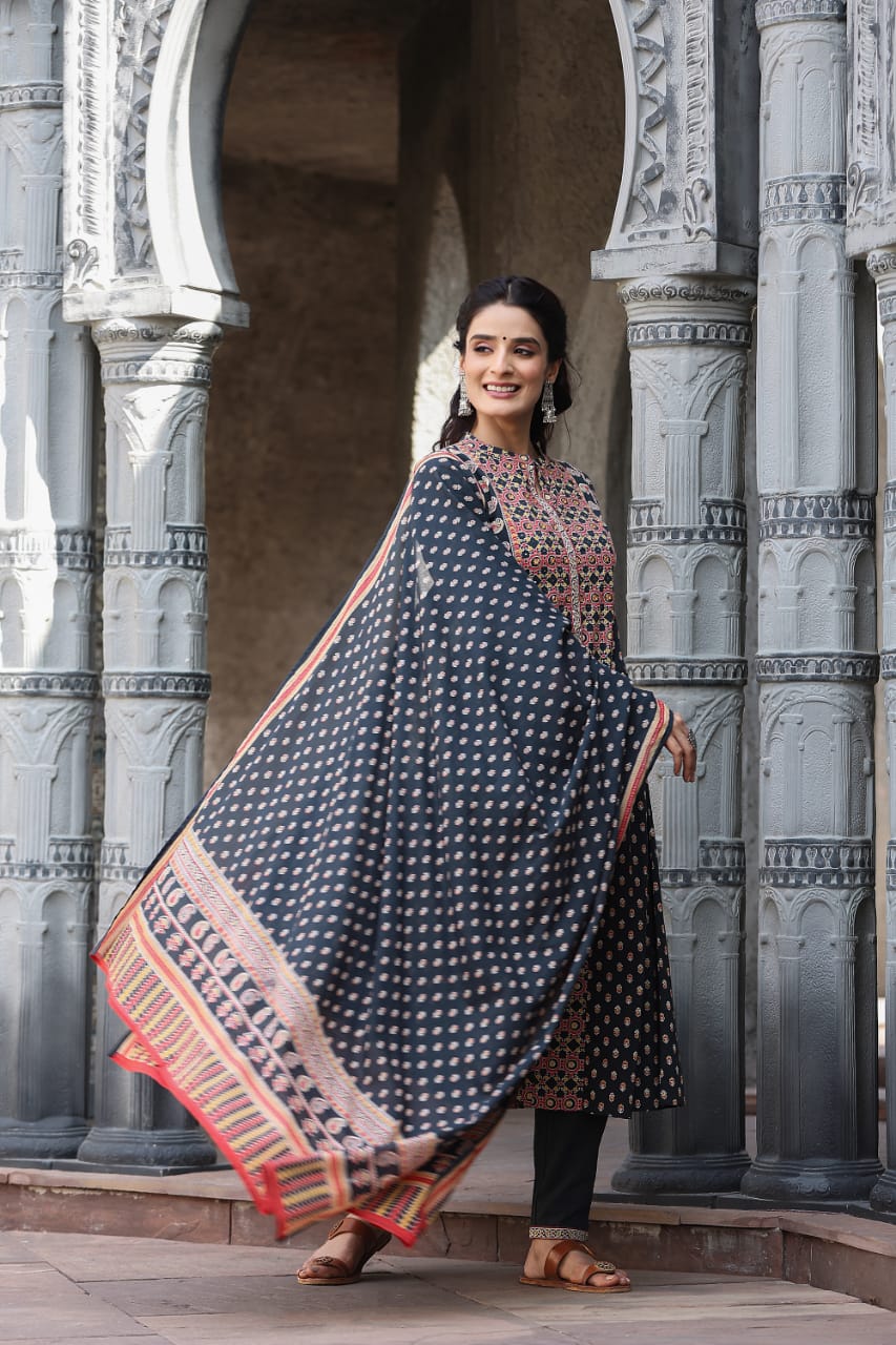 Gunjan Onyx Printed A Line Cotton Suit Set