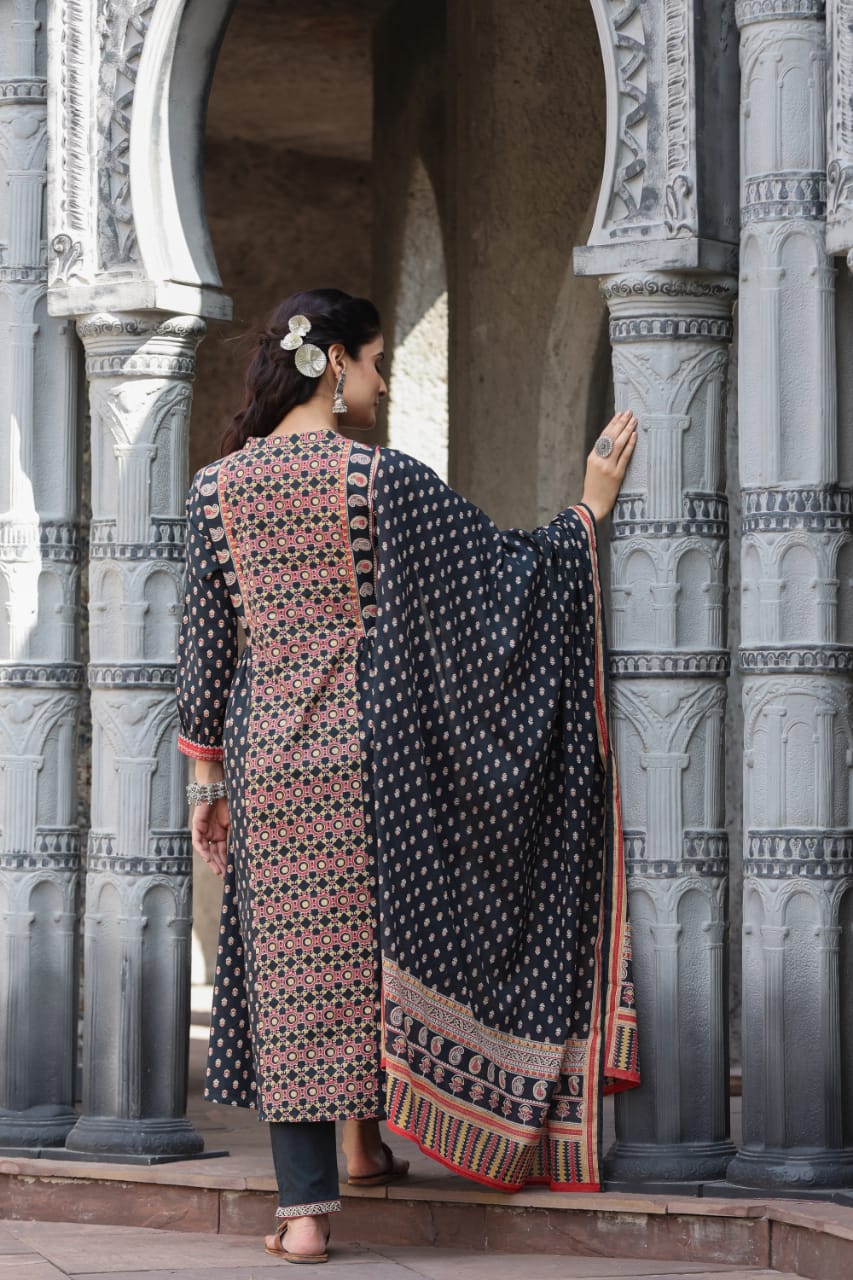 Gunjan Onyx Printed A Line Cotton Suit Set