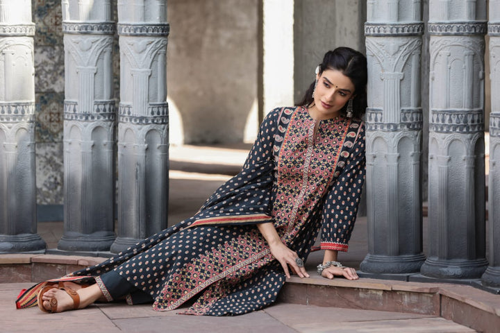 Gunjan Onyx Printed A Line Cotton Suit Set