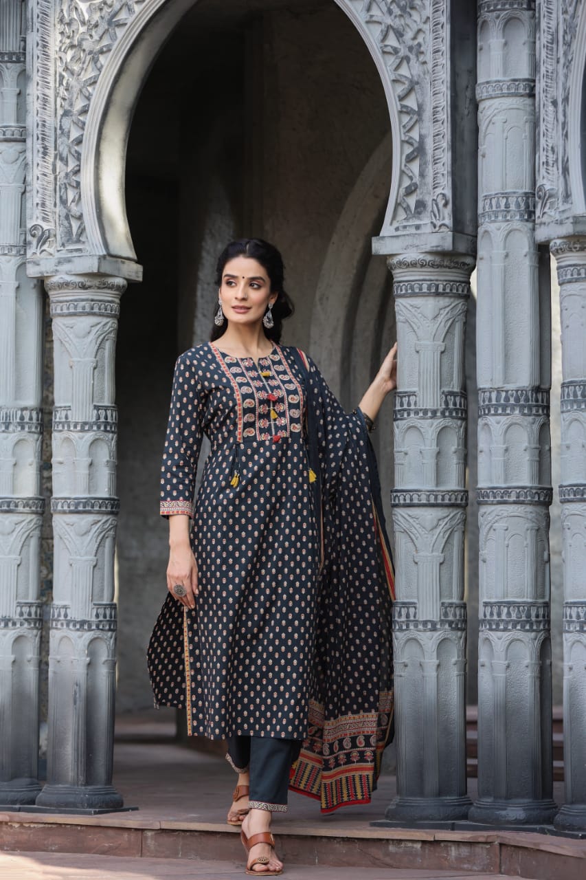 Gunjan Swish Printed Cotton Suit Set