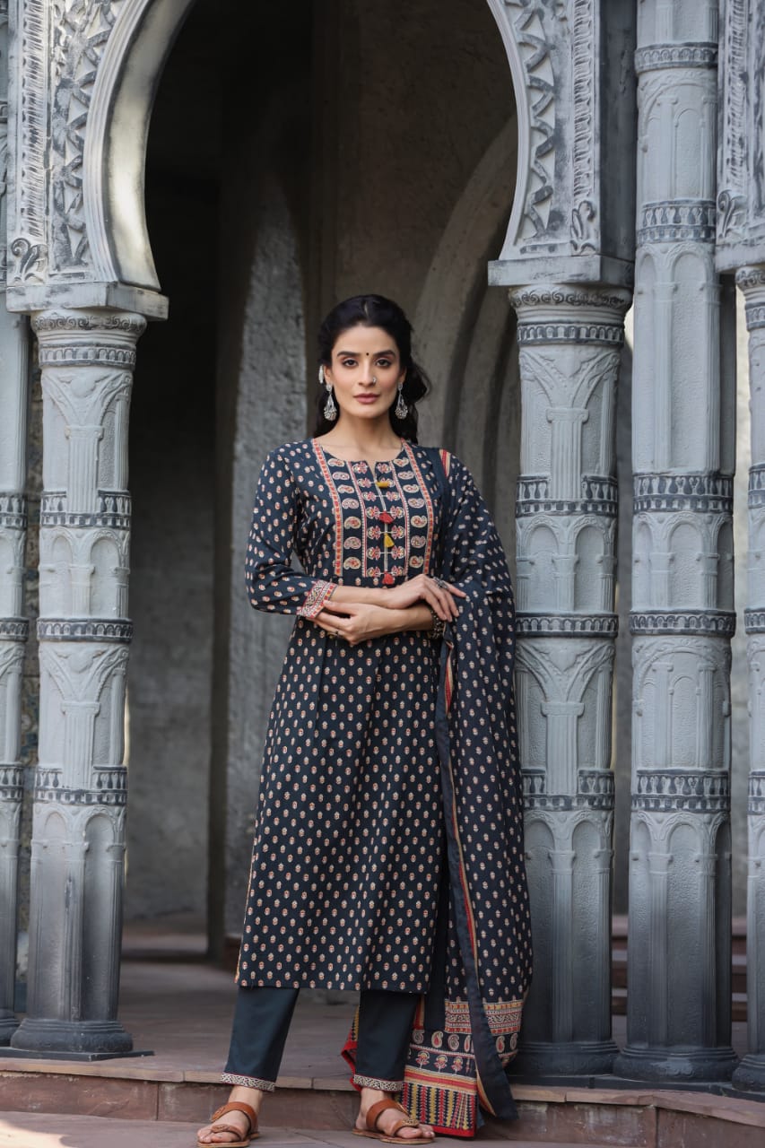 Gunjan Swish Printed Cotton Suit Set