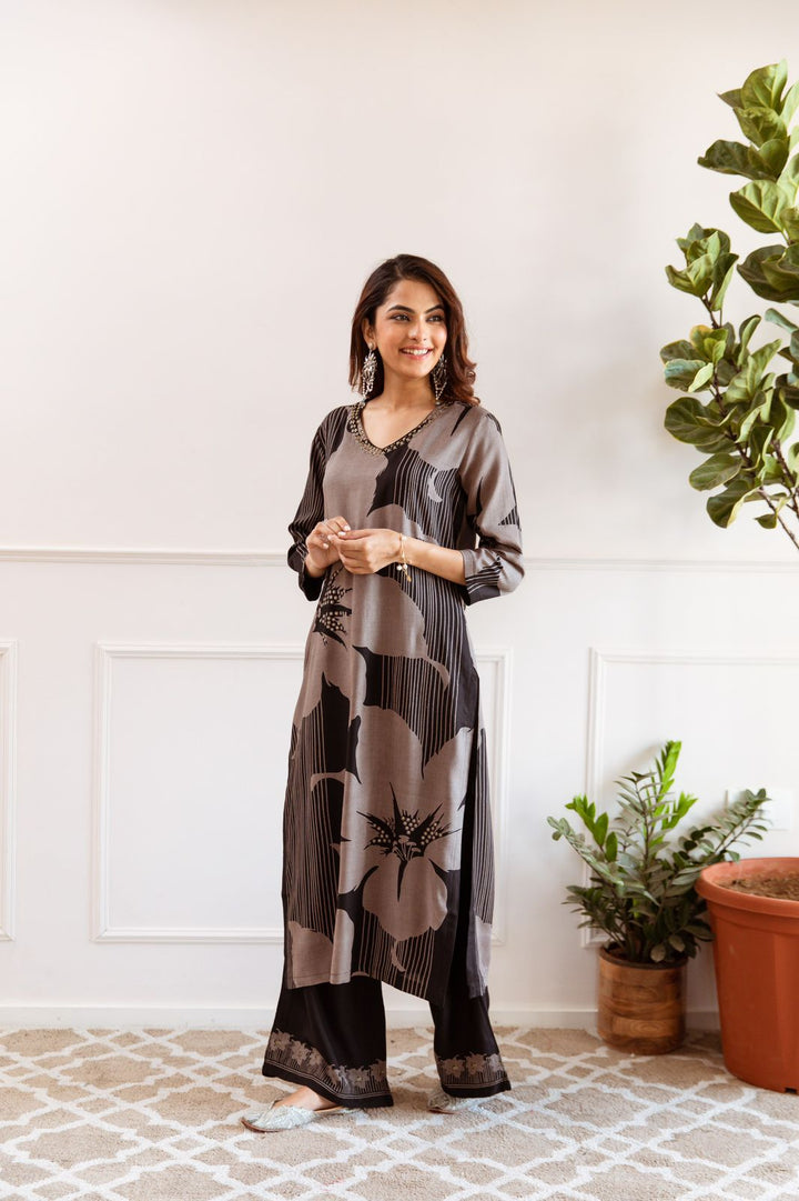 Jagdeep Charcoal Floral Printed Cotton Kurta Pant Set