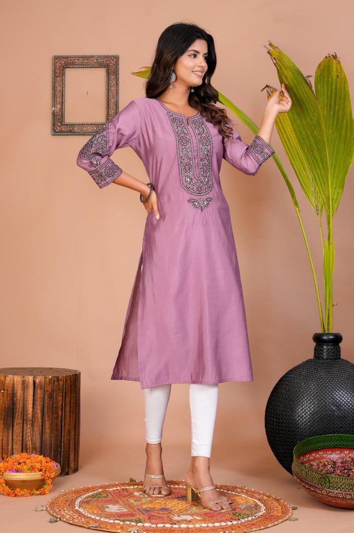 Layla Mellow Embroidered Kurti