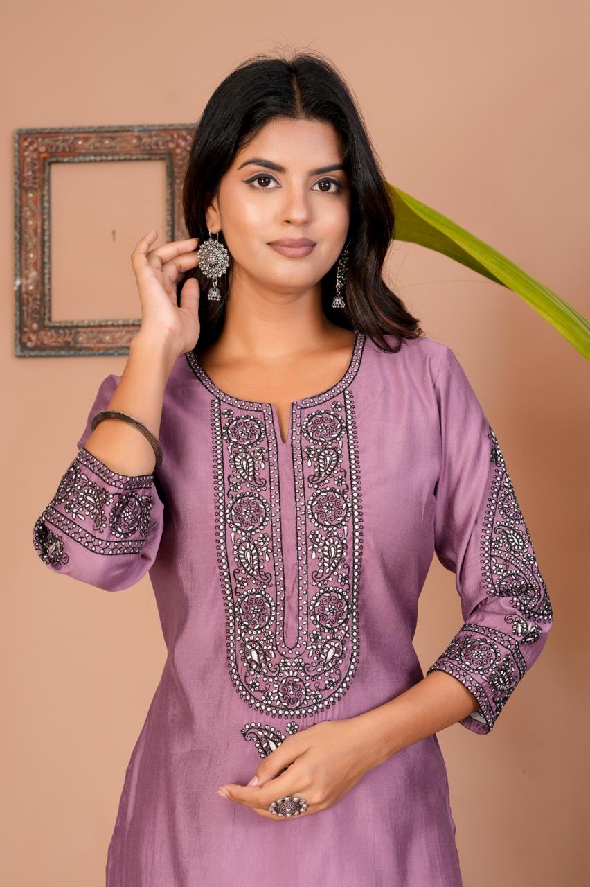 Layla Mellow Embroidered Kurti