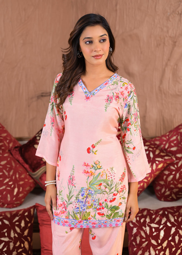 RAAGVI PEACH muslin PRINTED KURTA PANT SET