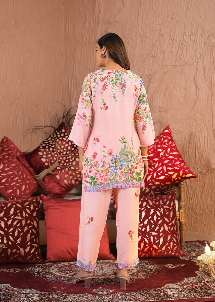 RAAGVI PEACH muslin PRINTED KURTA PANT SET