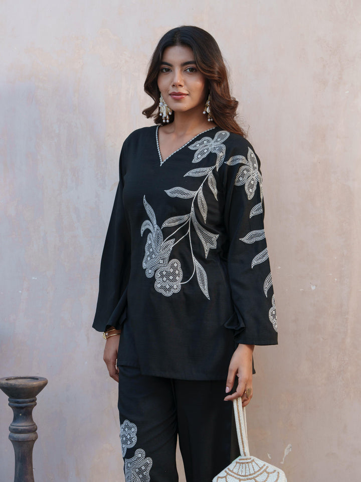 Tashvika ebony embroidered Co-ord Set