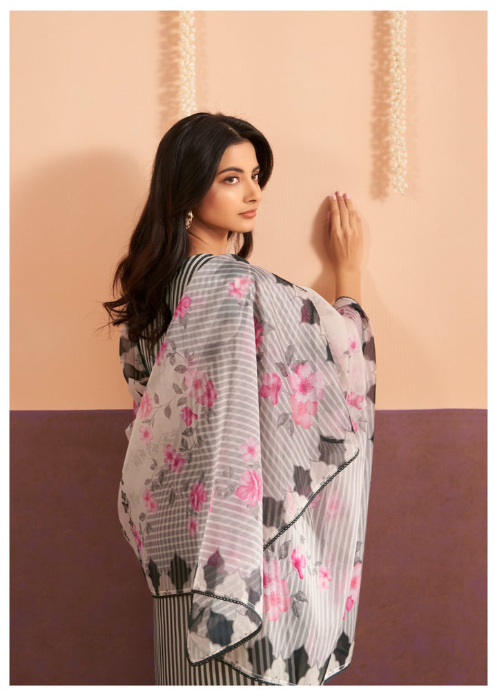 Lisba Jade Embroidered Lawn Suit Set