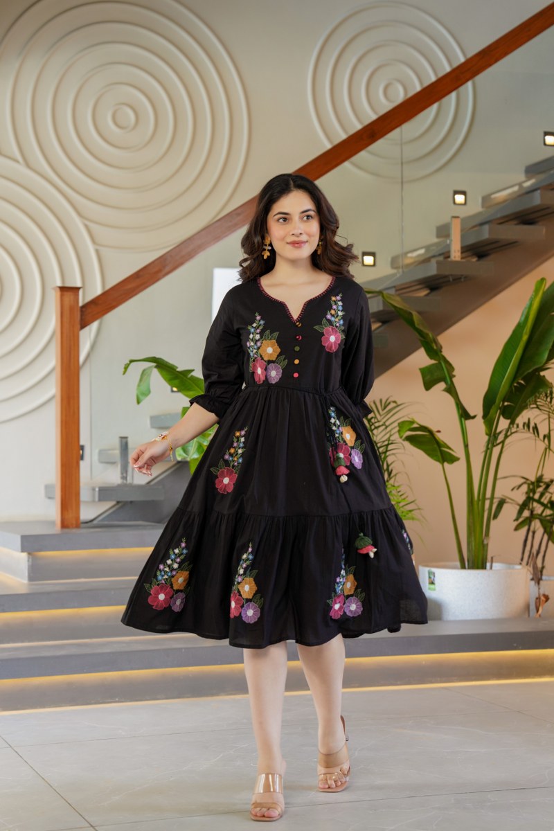 Tiara Onyx Embroidered Cotton Dress