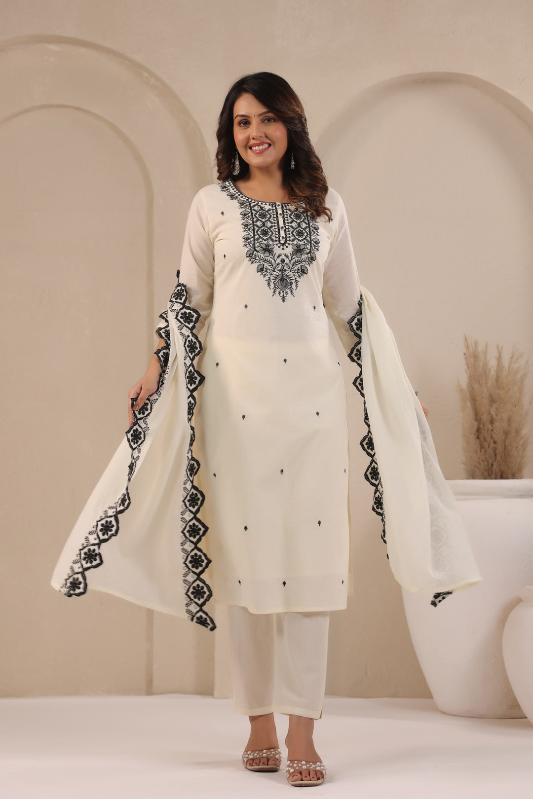 SAGARIKA NOIR EMBROIDERED COTTON SUIT SET