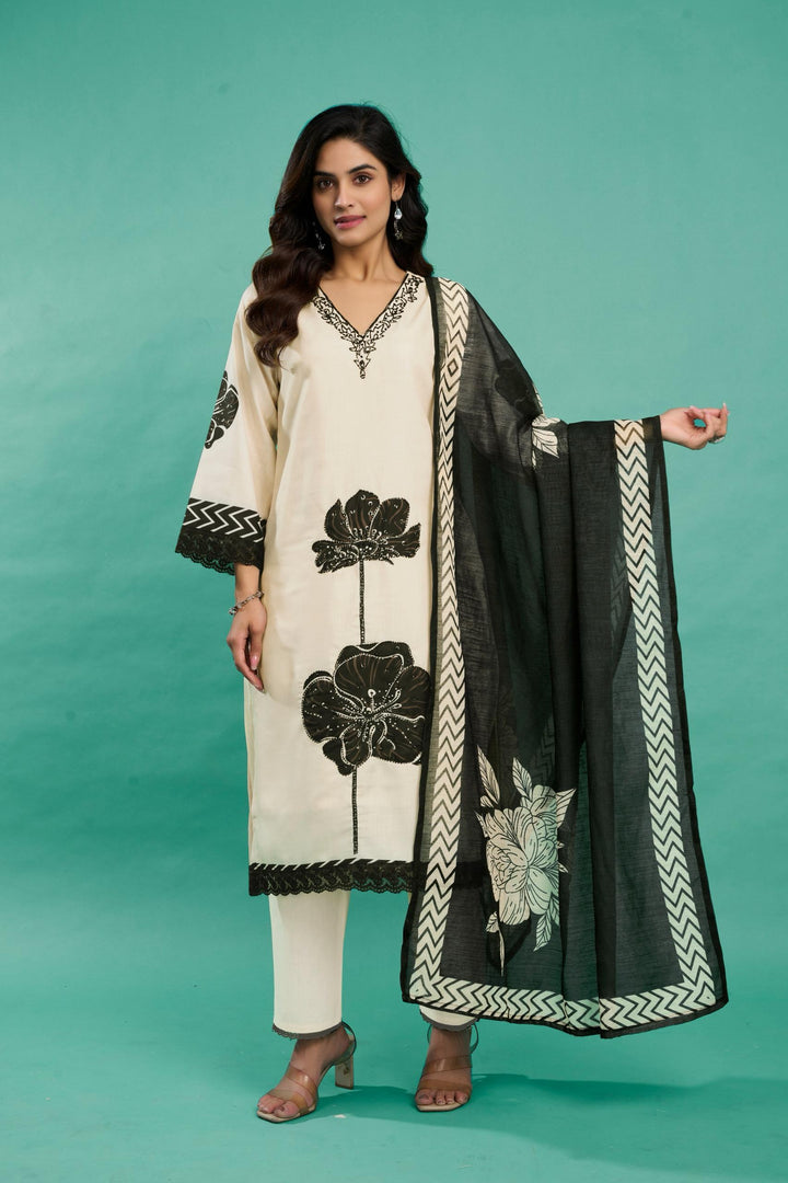 Niladri misrionyx Lawn Suit Set