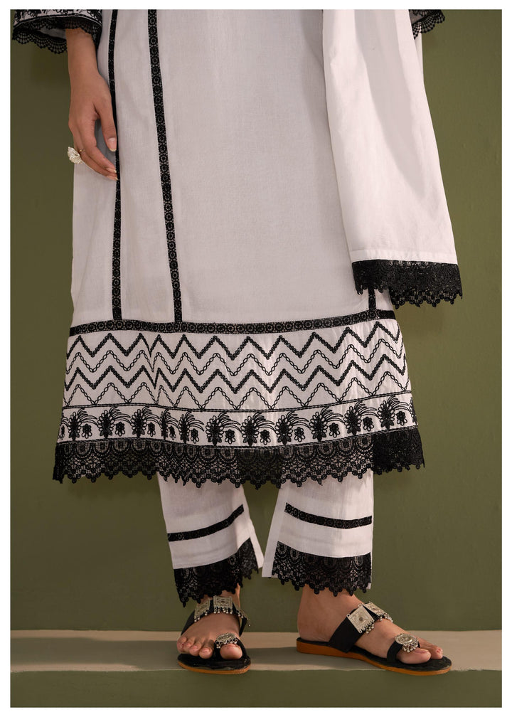 Nadira Seashell Embroidery Suit Set