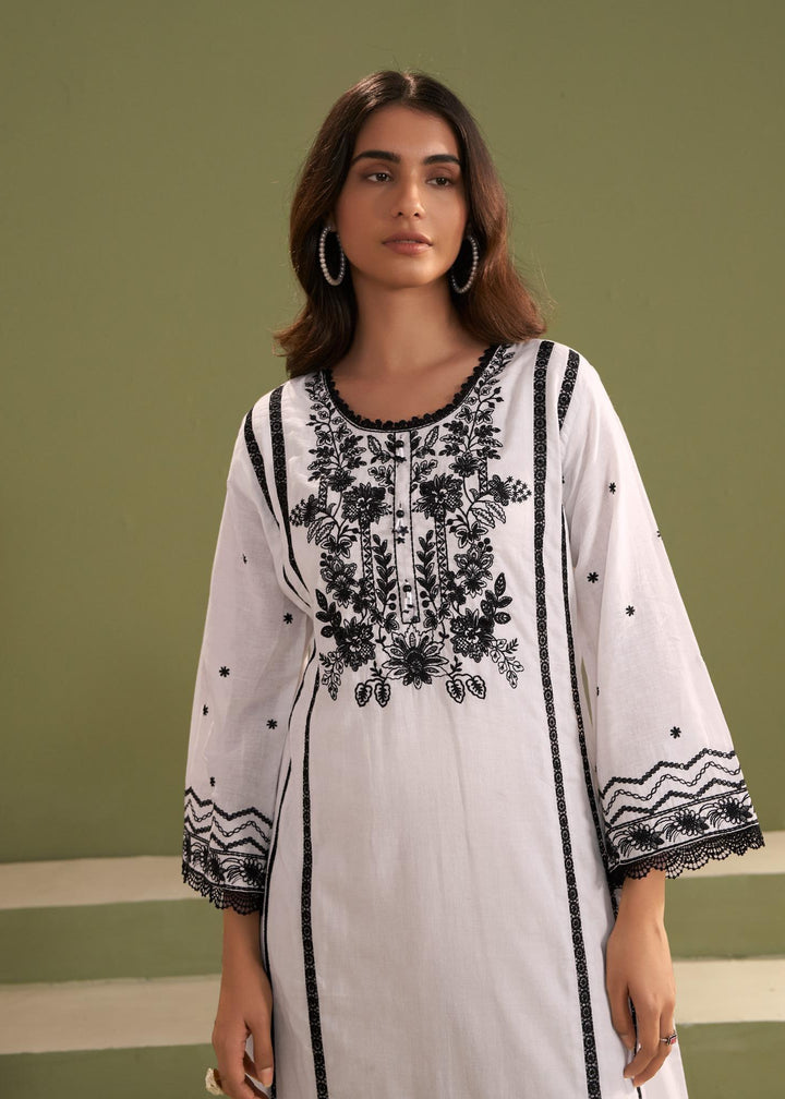 Nadira Seashell Embroidery Suit Set