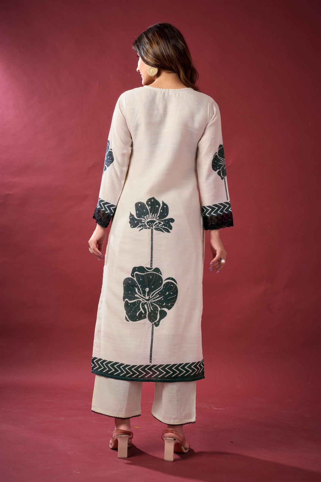 Niladri misrionyx Lawn Suit Set