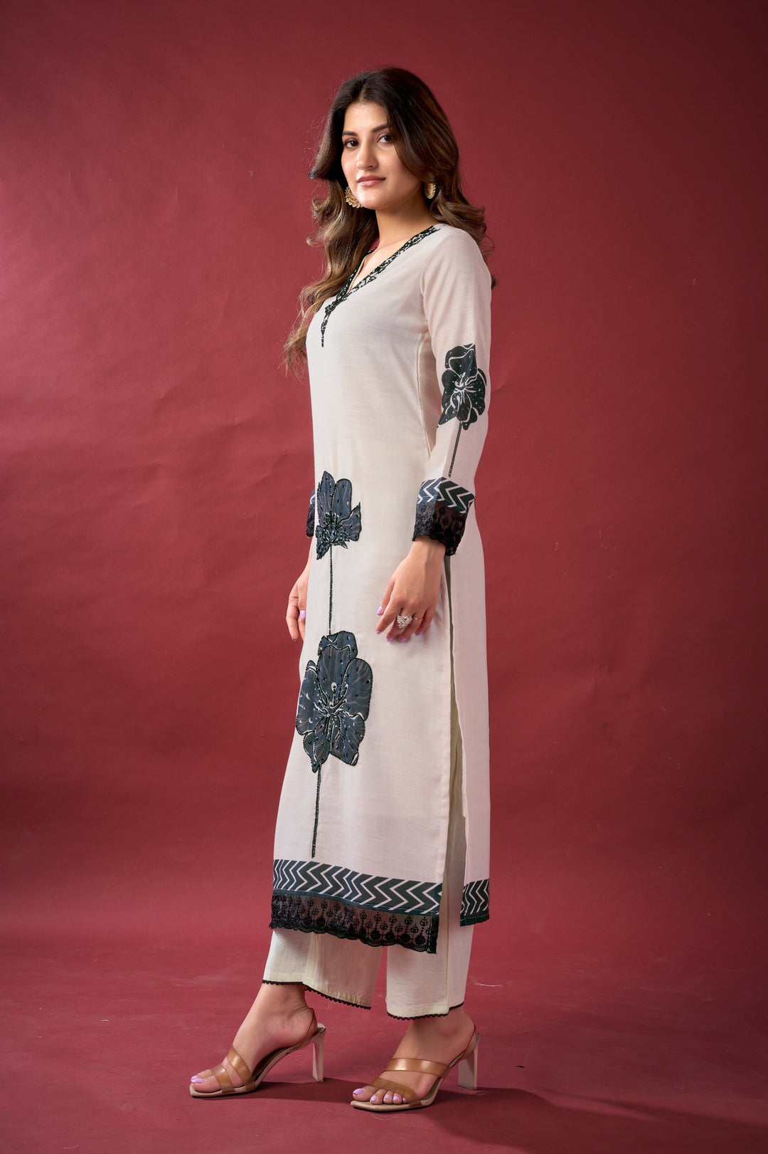 Niladri misrionyx Lawn Suit Set