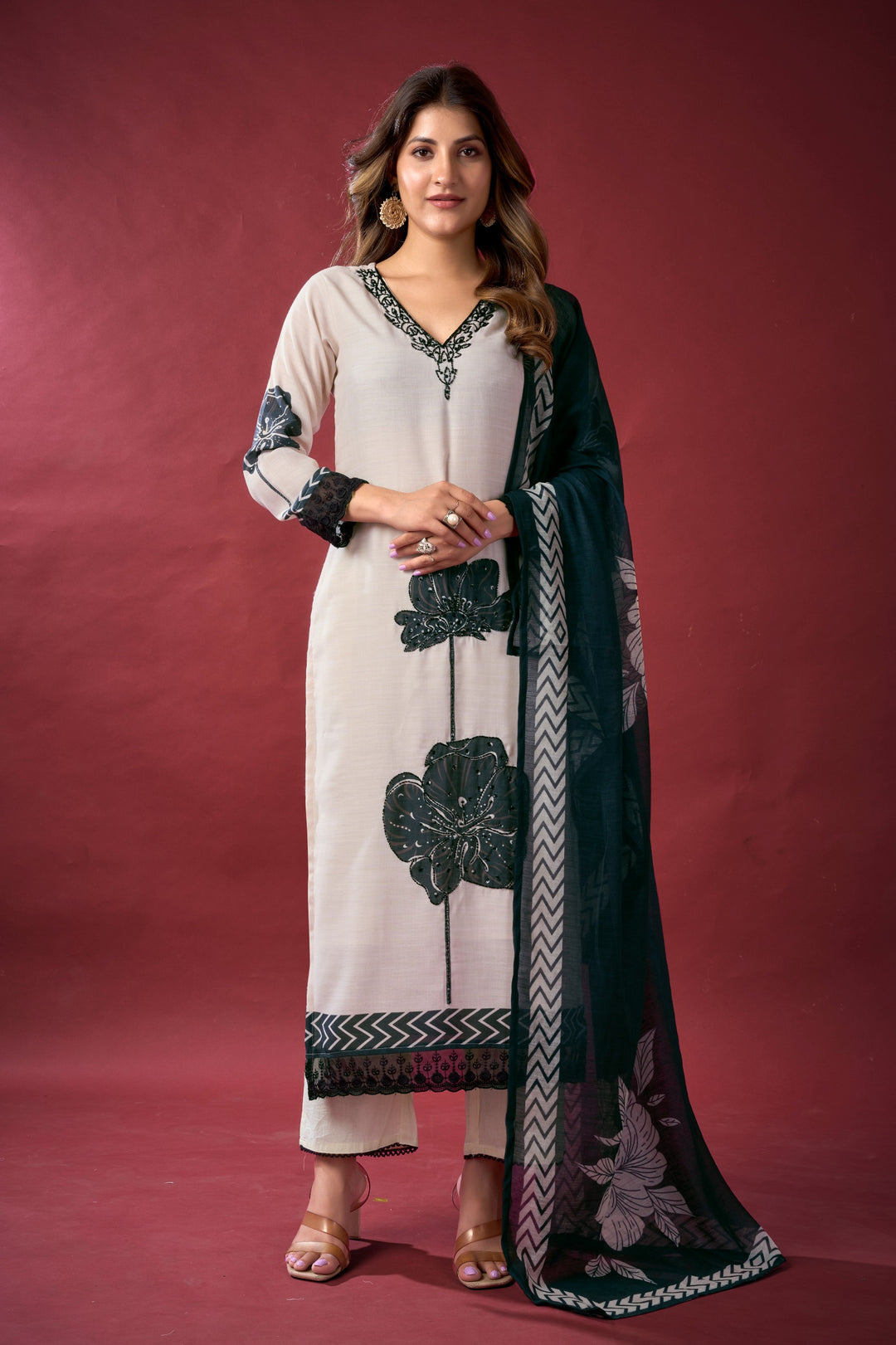 Niladri misrionyx Lawn Suit Set