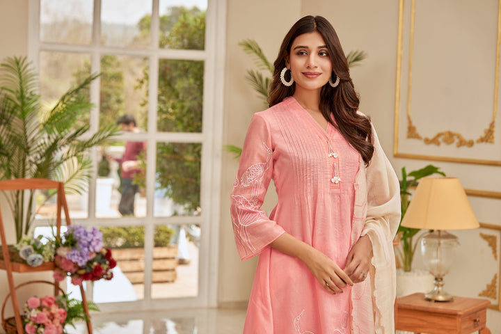 Gaurisha Salmon Pure Mul Applique Suit Set