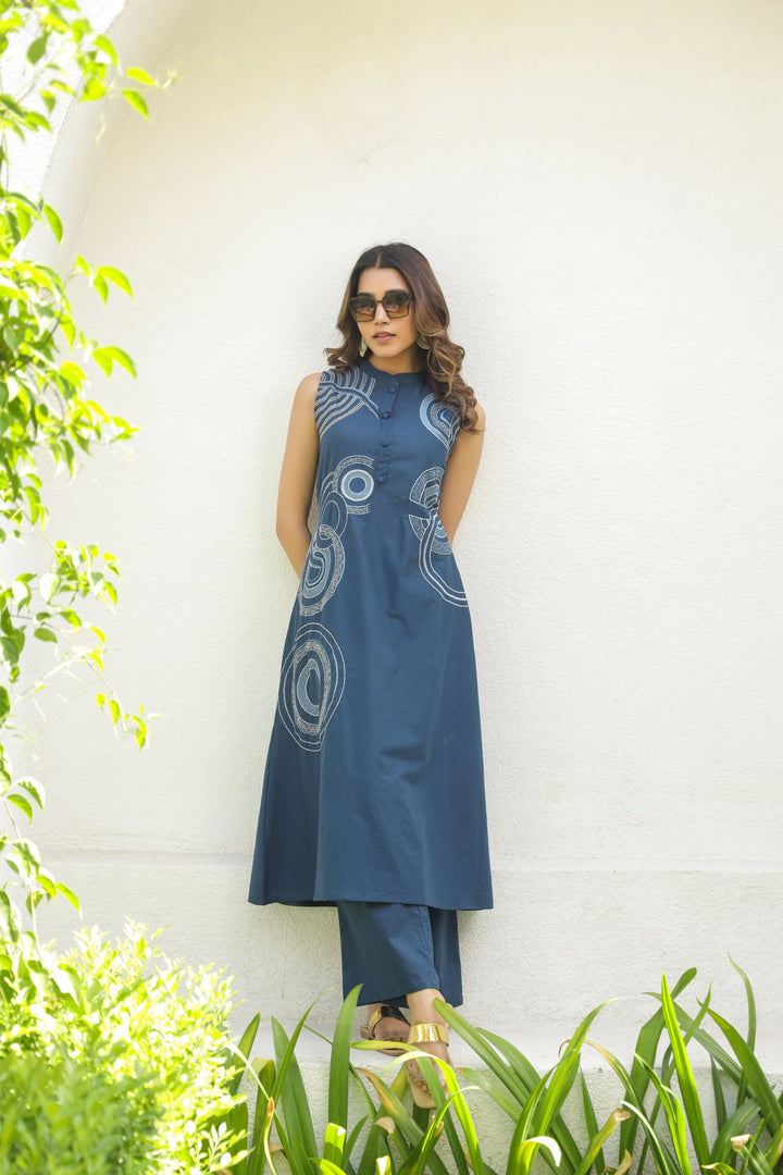 Sagarika Hibis Embroidery kurta pant set