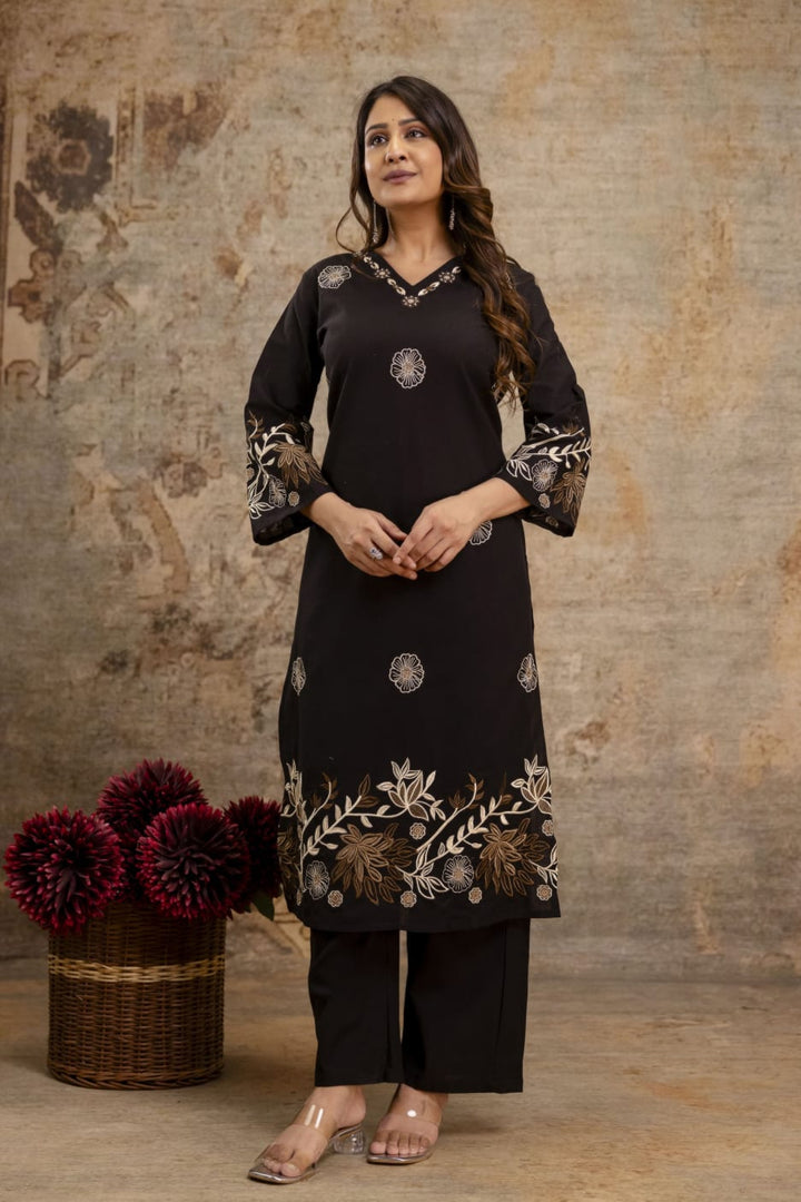 Samiha Carbon Embroidery kurta pant set