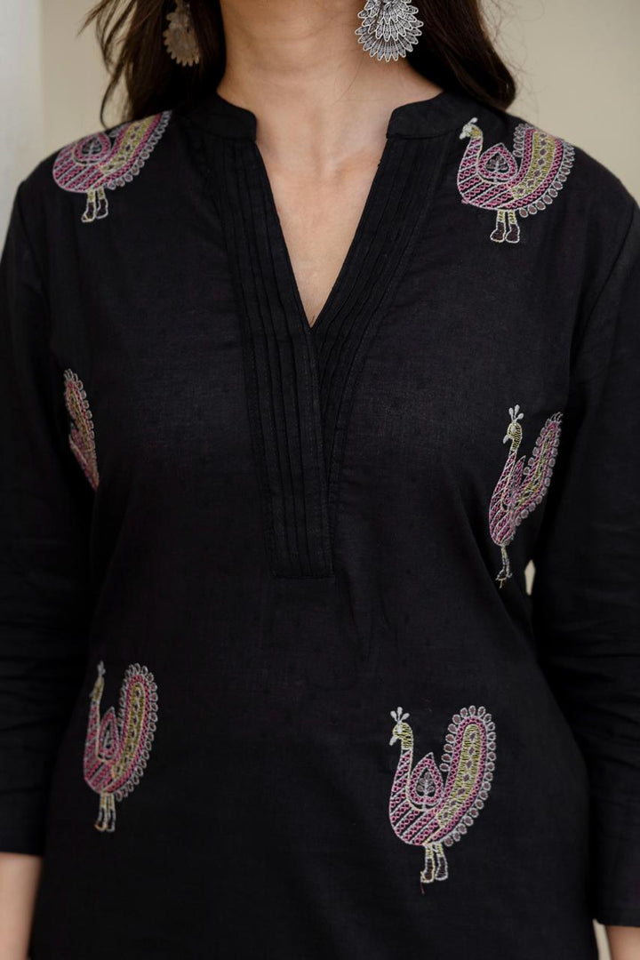 Mokabara Jade Embroidery Cotton Kurta Pant Set