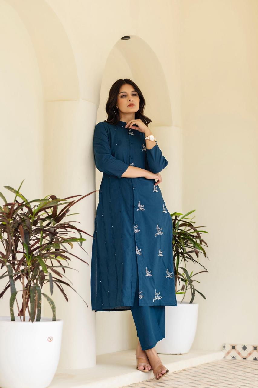 Mokabara Hibis Embroidery Cotton Kurta Pant Set