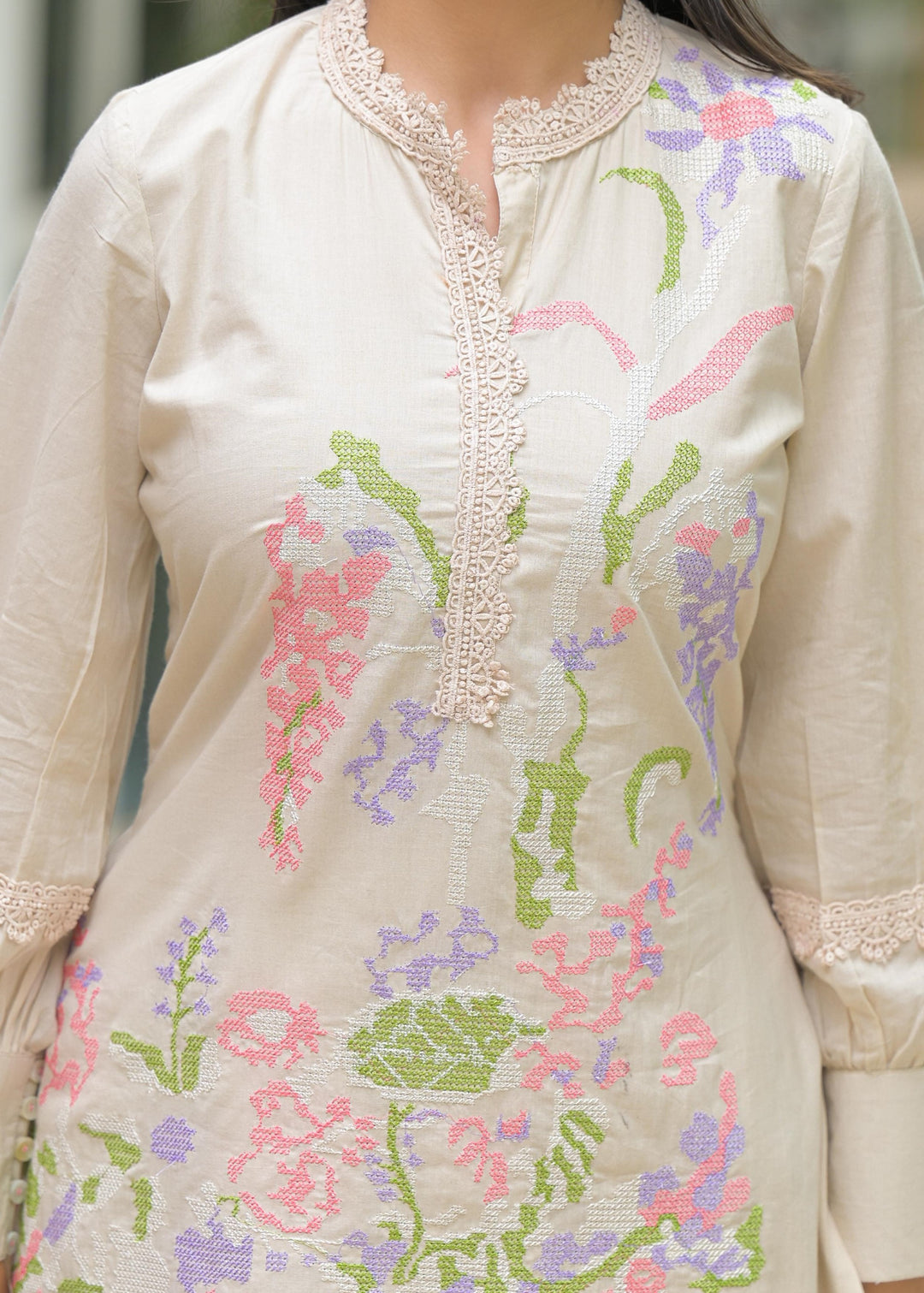 Vastramaya bouquet Embroidery Co-ord set