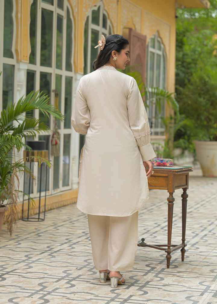 Vastramaya bouquet Embroidery Co-ord set