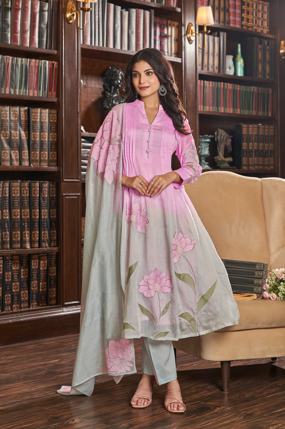 Gaurisha Candy Pure mul Applique Suit set