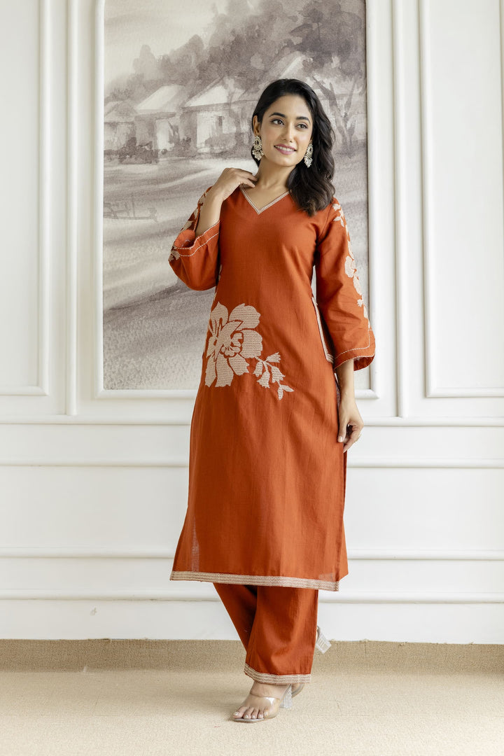 Samiha Sienna Embroidered Kurta Pant Set