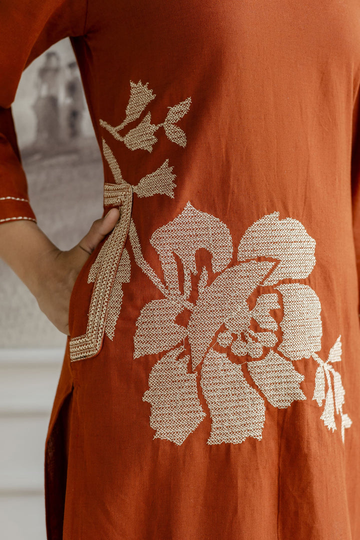 Samiha Sienna Embroidered Kurta Pant Set