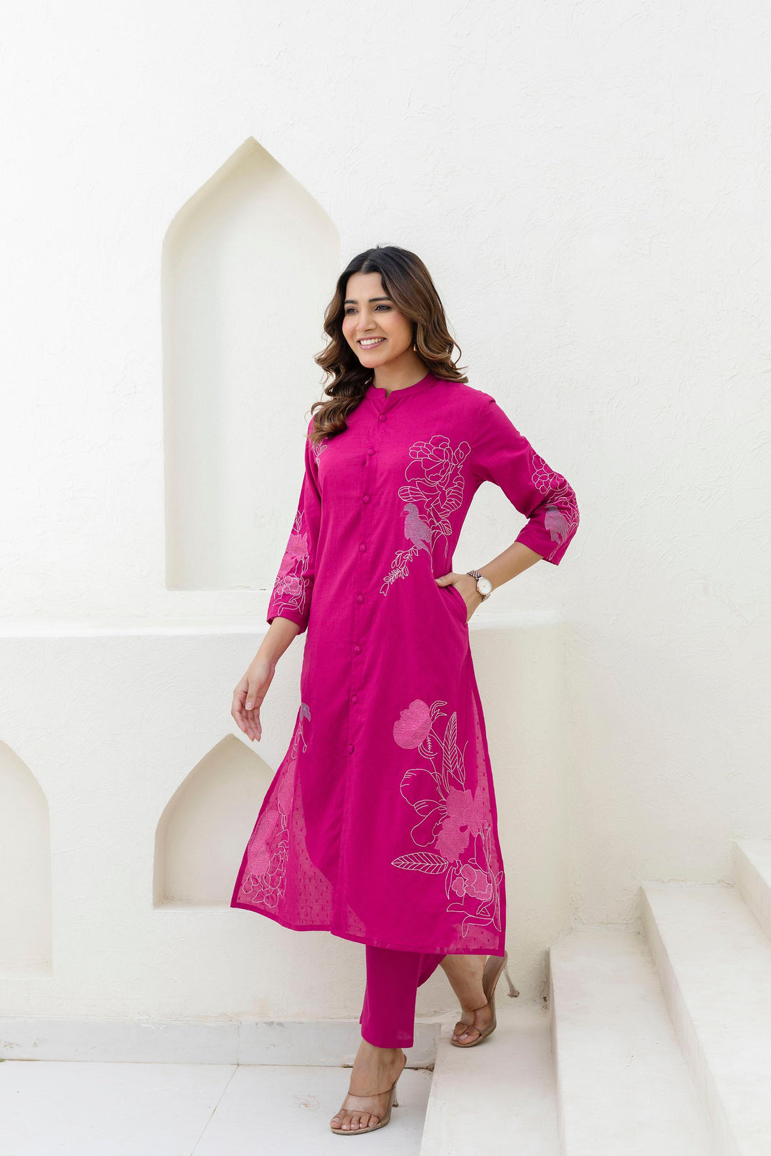 Mokabara Rosy embroidery cotton kurta pant set