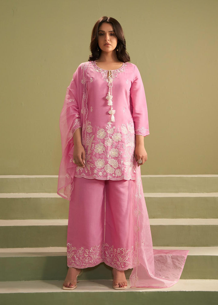 Ira Punch Embroidery Suit set