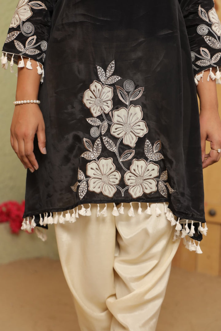 Sera jade embroidery premium co-ord set