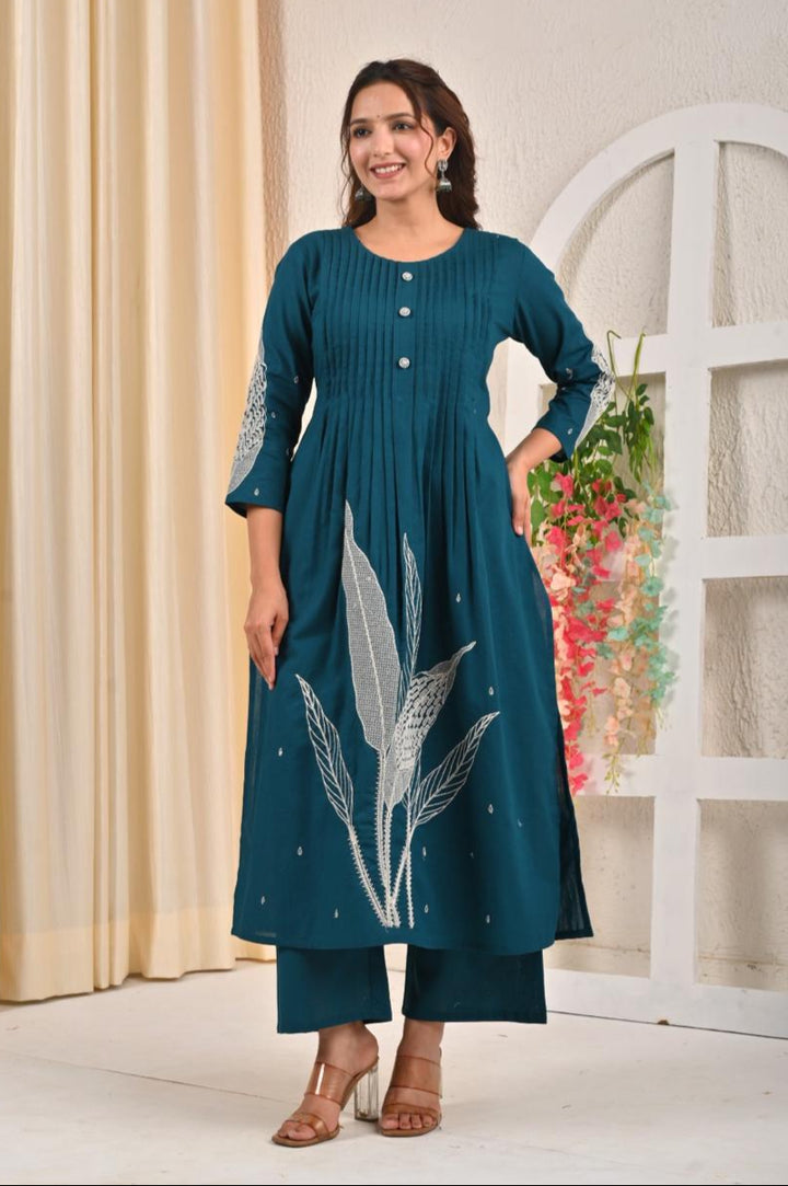 Sarvari Teal Emroidered Kurta Pant Set