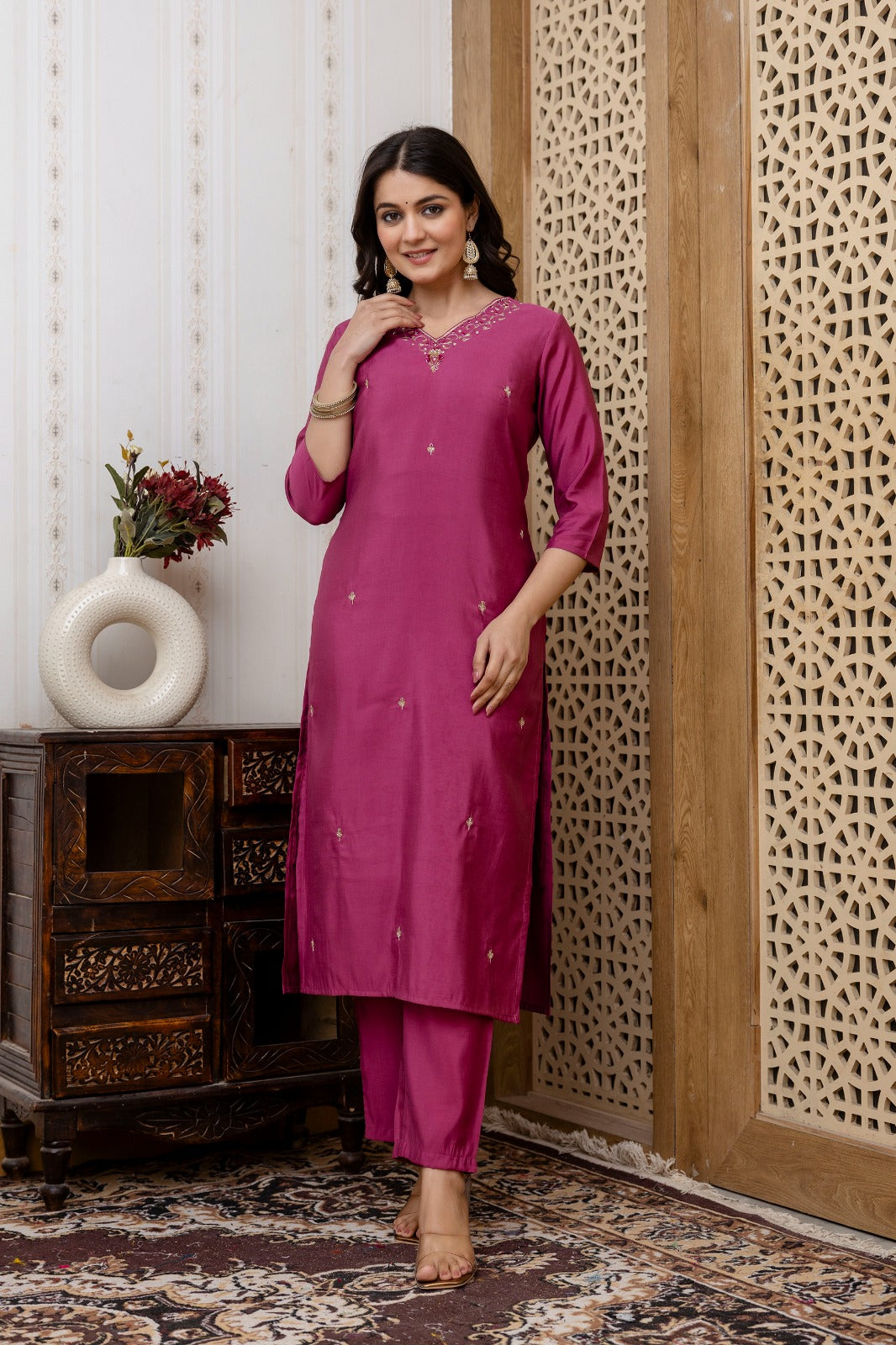 Hardik Rouge suit set