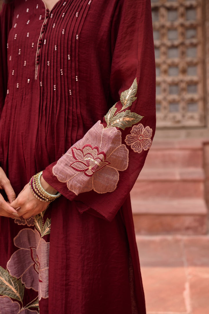 Gaurisha Bean embroidery mul chanderi premium suit set