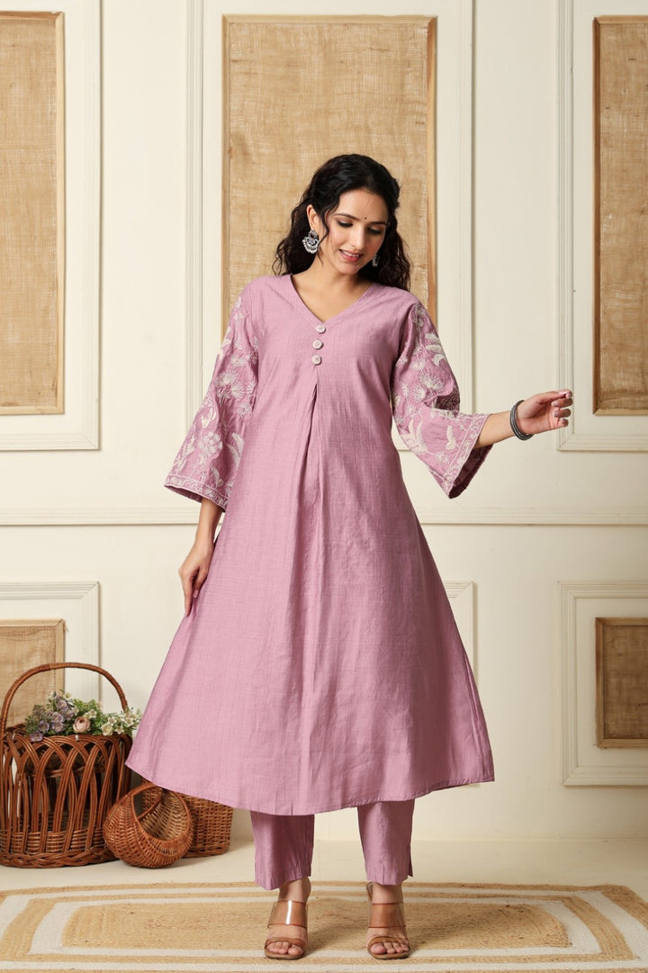 Sumaiya flamingo embroidery kurta pant set