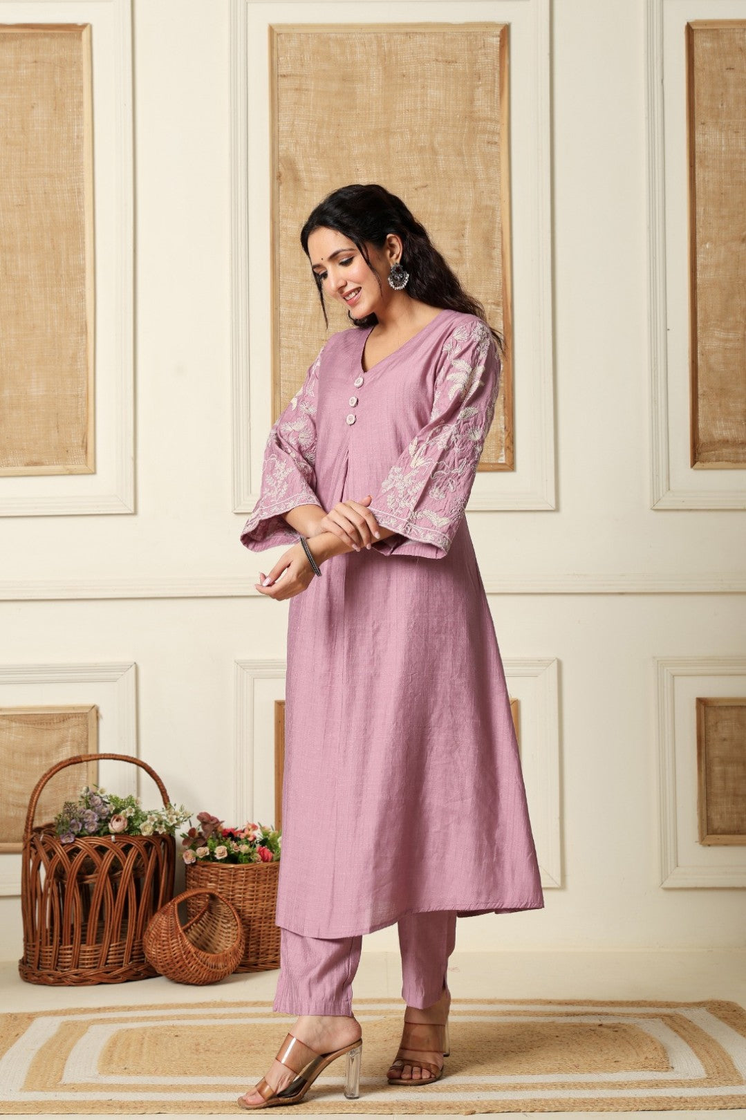 Sumaiya flamingo embroidery kurta pant set