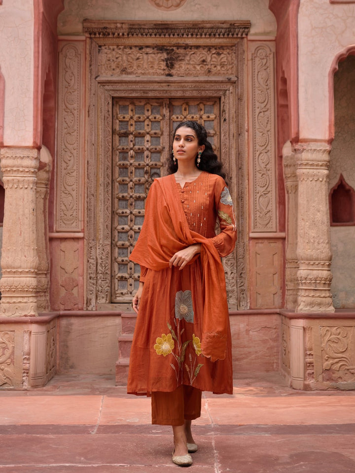 Gaurisha apricot mul chanderi embroidery suit set
