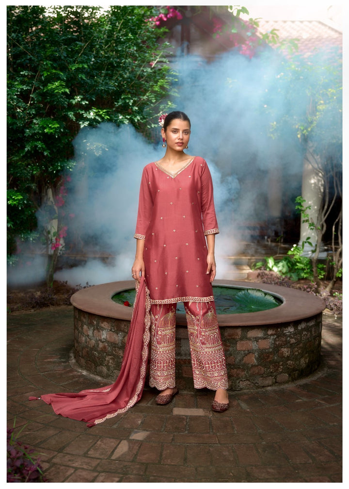 Barista Rust Full embroidery suit set