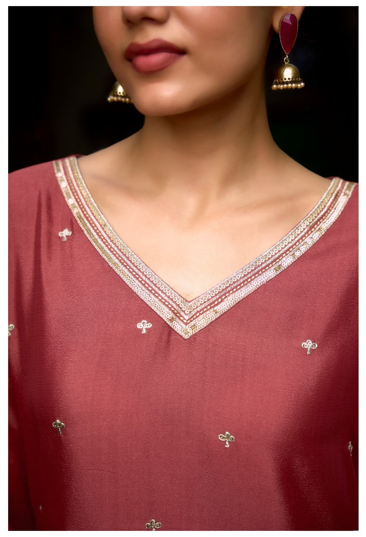 Barista Rust Full embroidery suit set