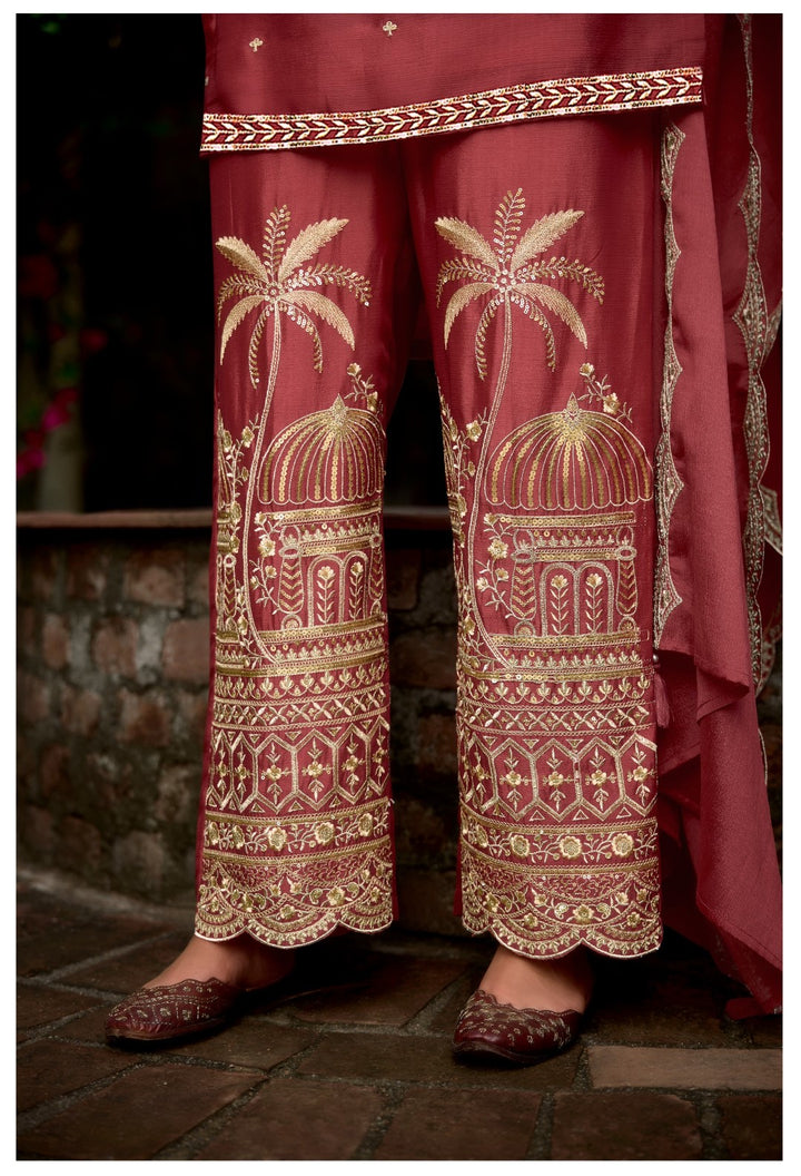 Barista Rust Full embroidery suit set