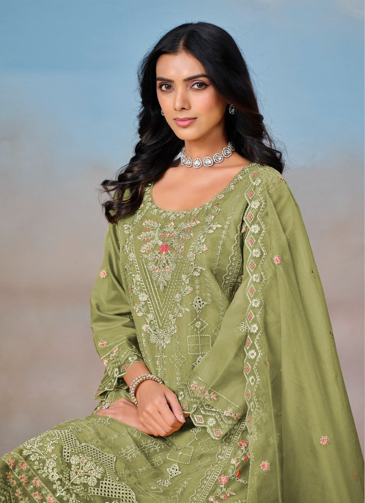 Mayuri Pear Full Work Suit Set